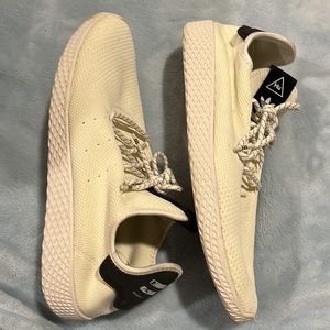 Men’s Adidas Pharrell Williams (Hu) “off white chalk” size 12. Worn once w/o box